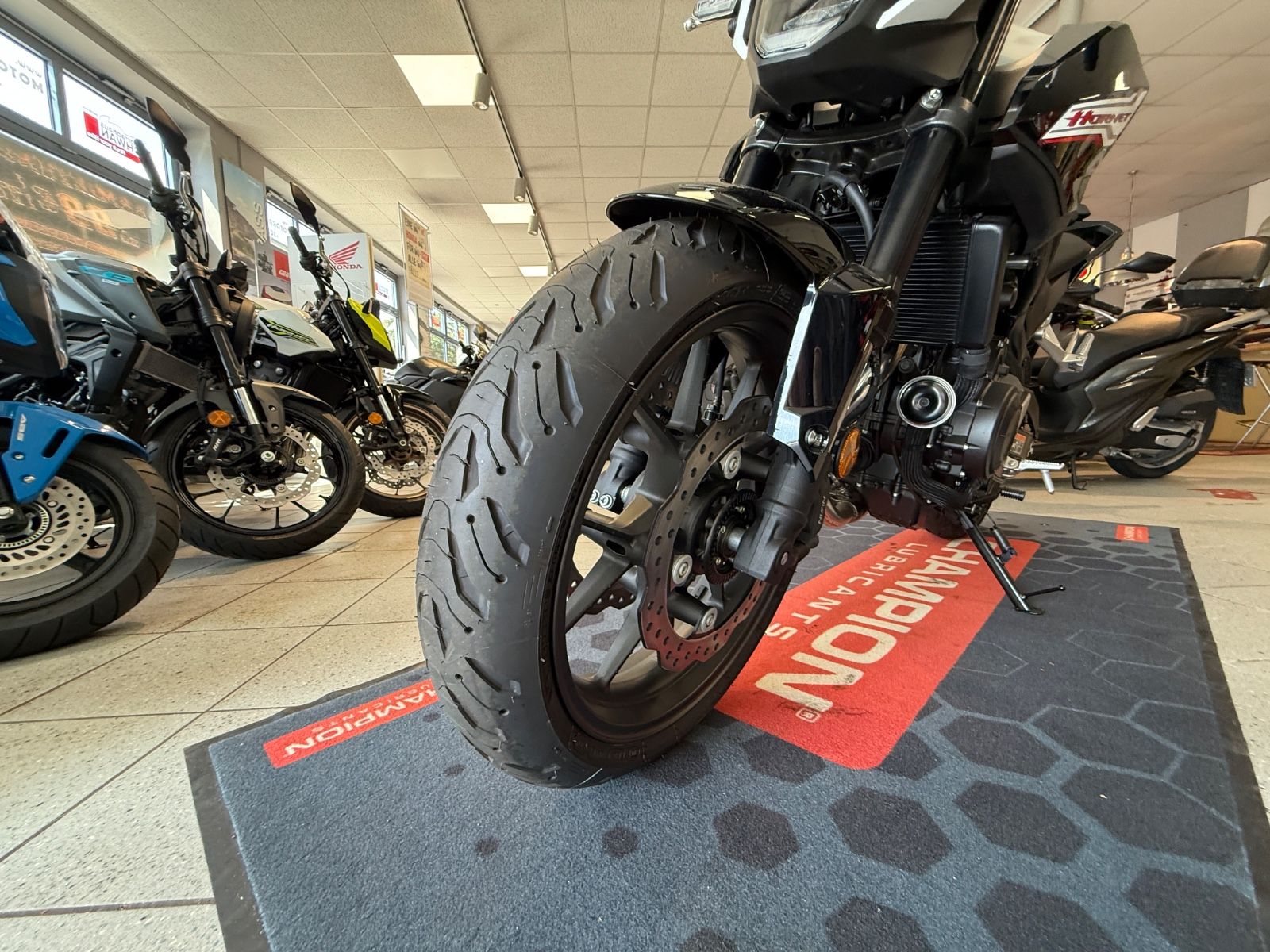 CB 500 Hornet