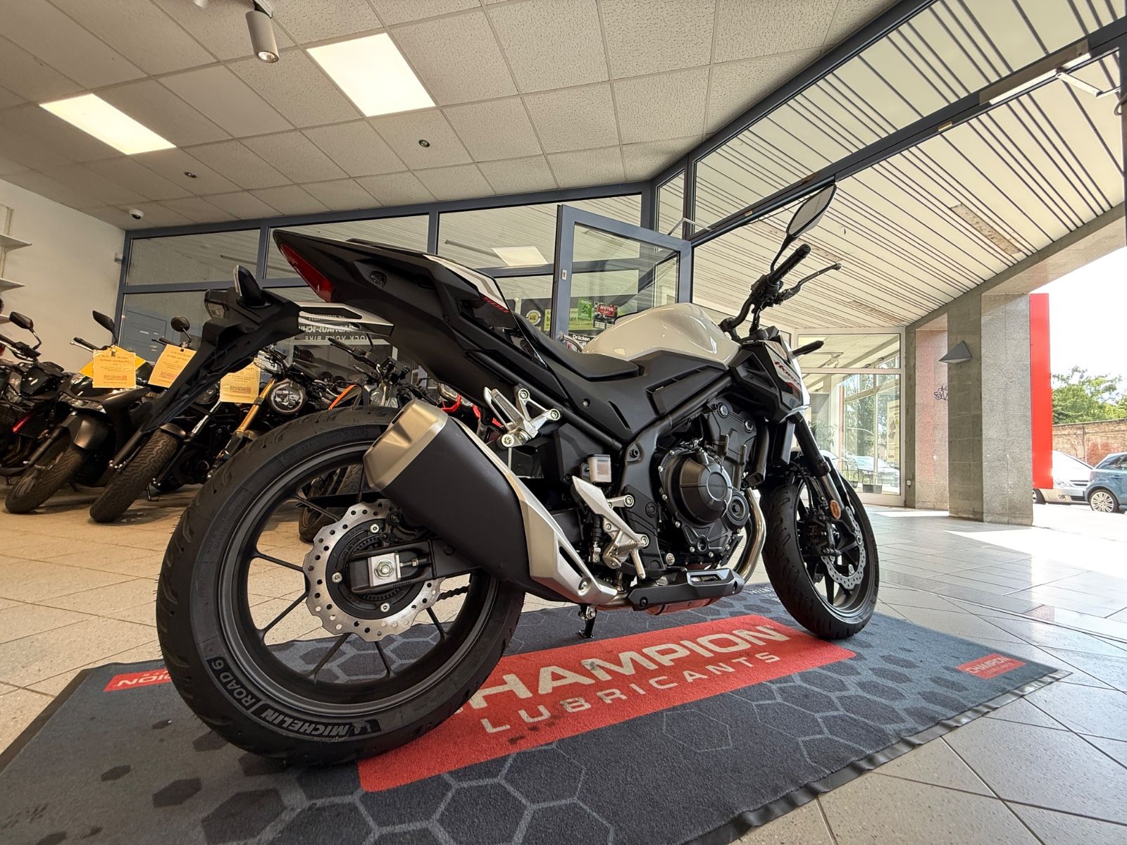 CB 500 Hornet