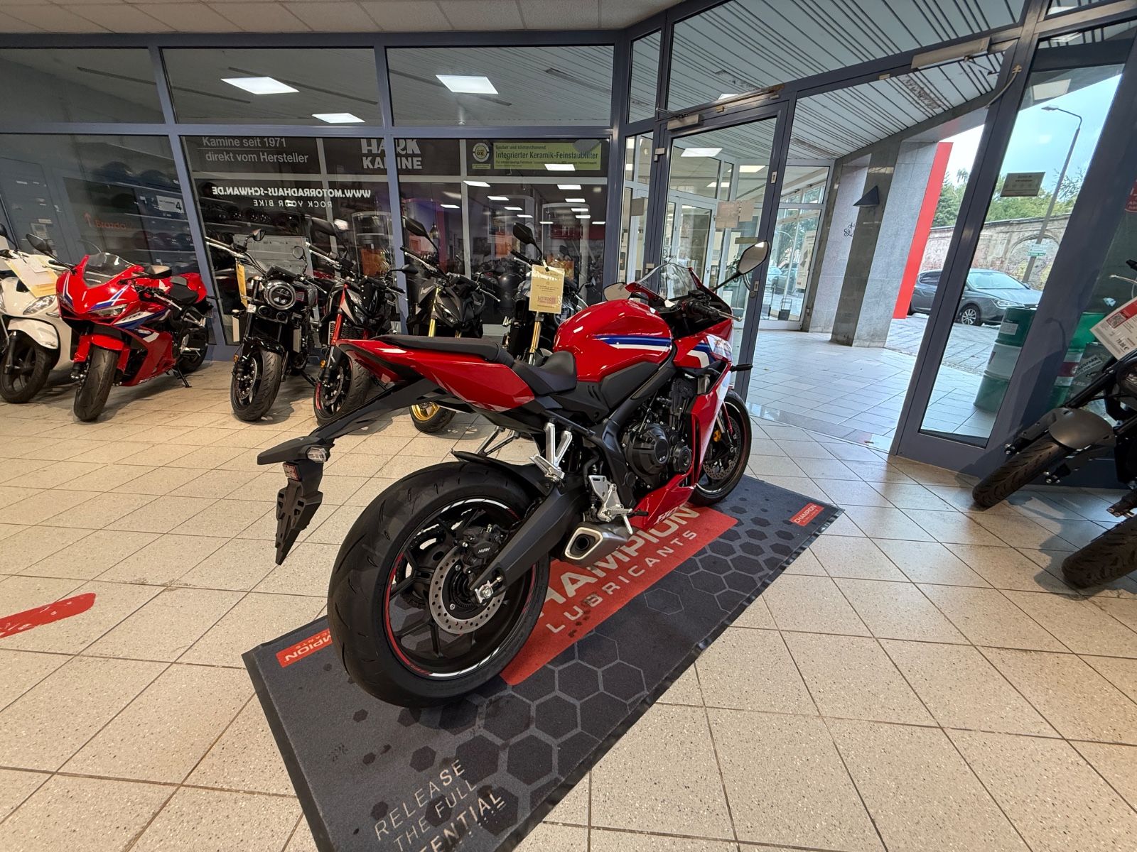CBR 650 R