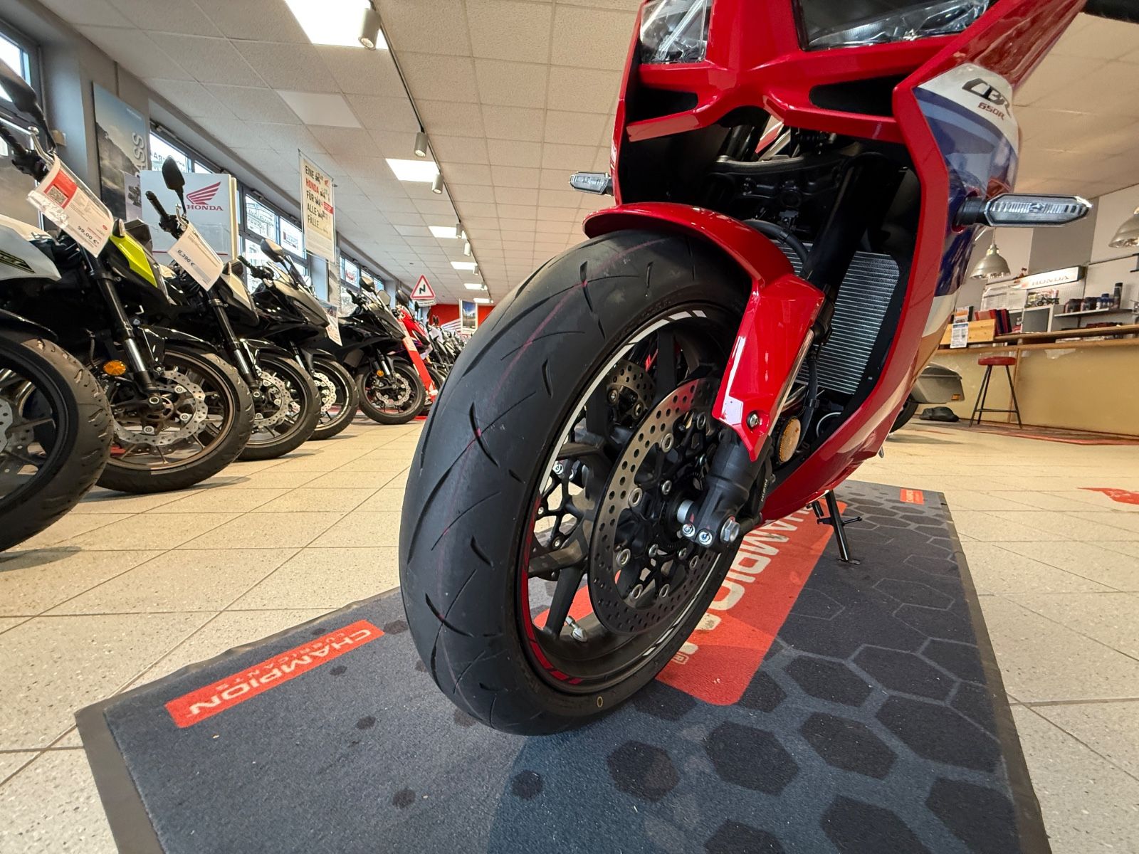 CBR 650 R