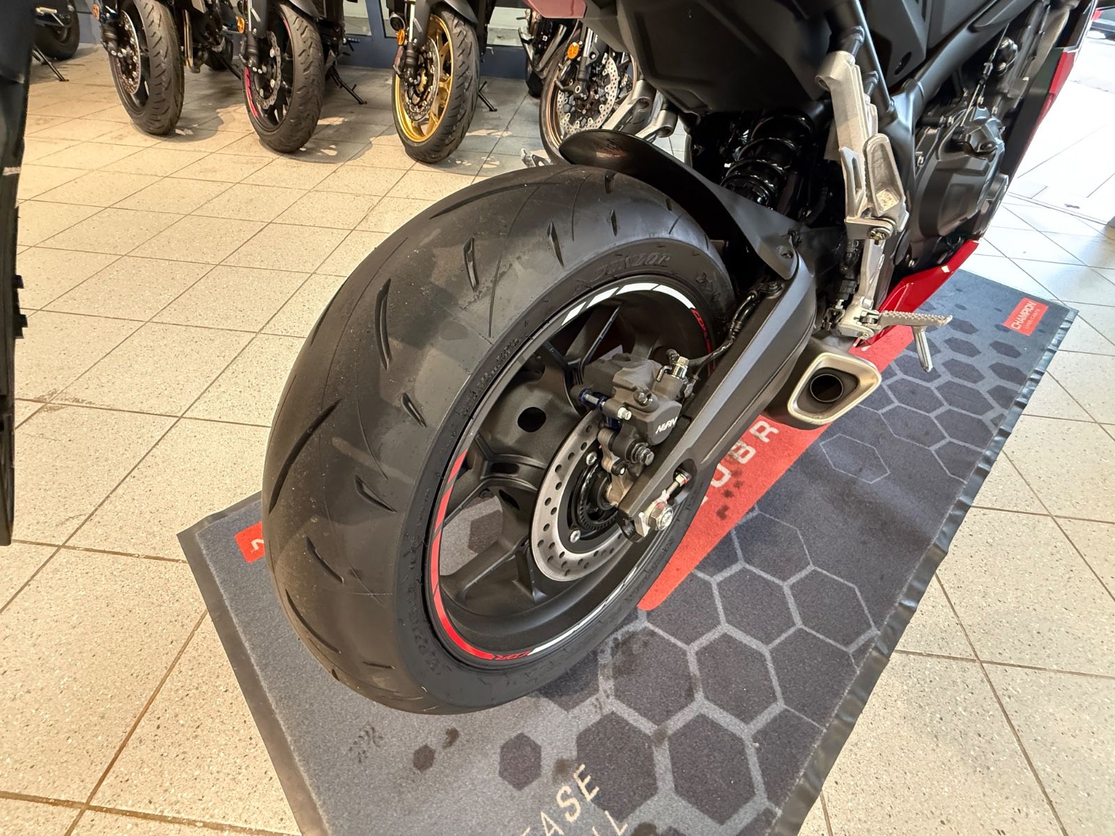 CBR 650 R