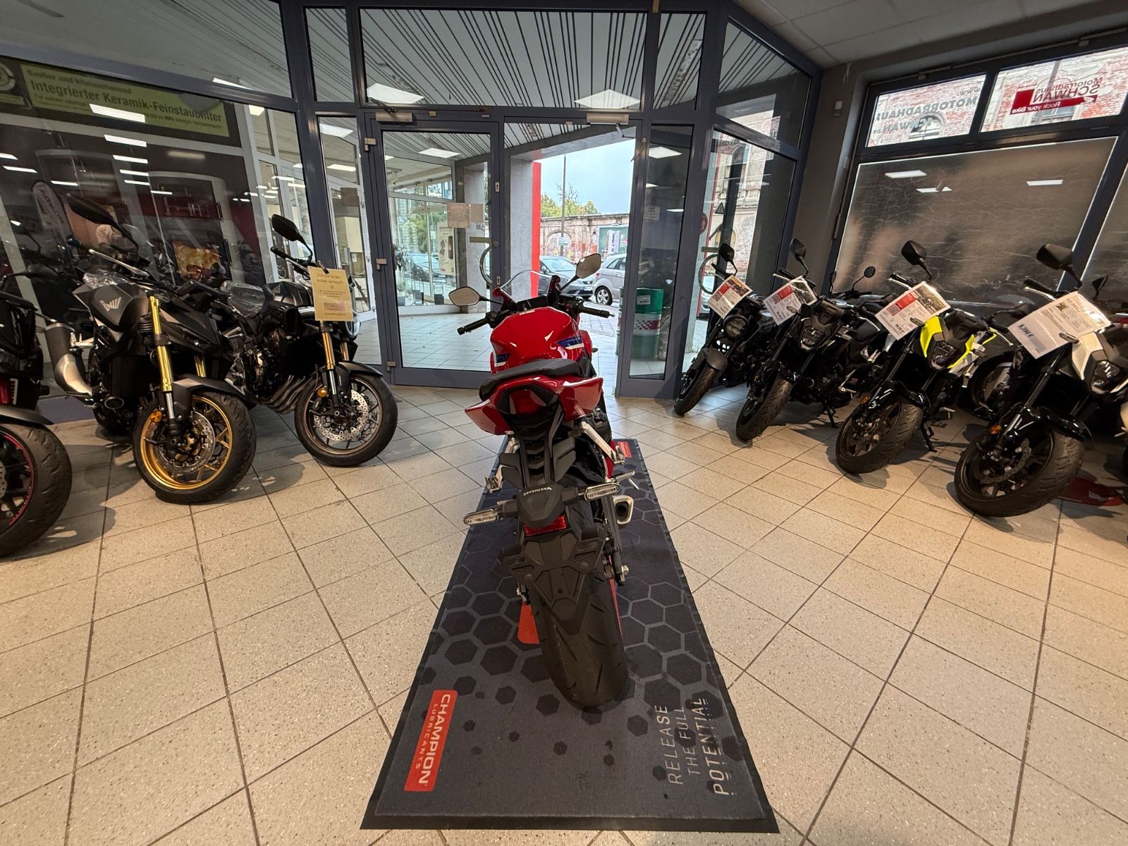 CBR 650 R